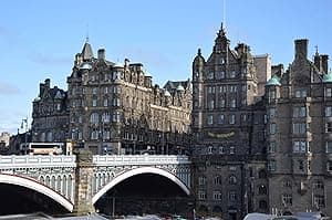 Great British Landmark Fixers